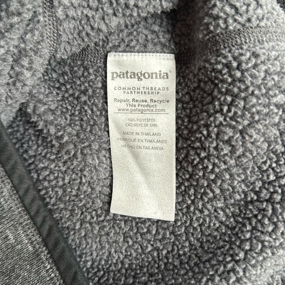 Patagonia Better Sweater 1/4 zip - Picture 4 of 6